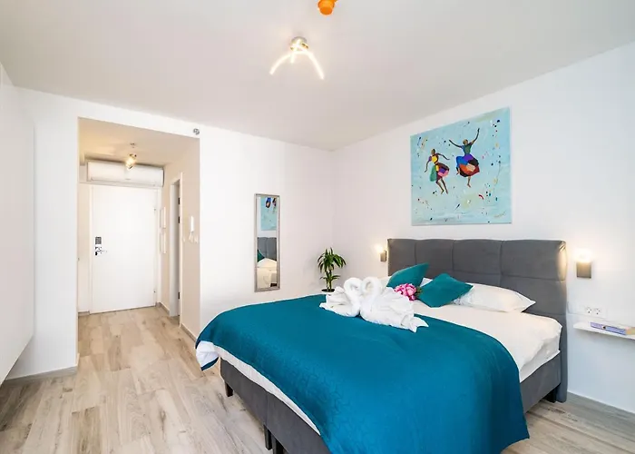 Downtown Marita207